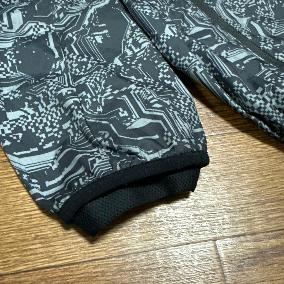 ナイキ　ランニング　NIKE running デジタル迷彩　ナイロンジャケット