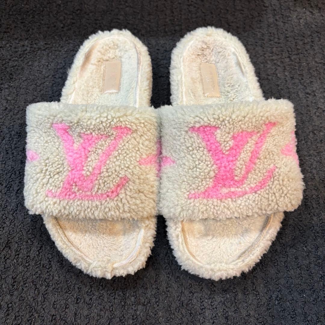 LOUIS VUITTON ルイヴィトン モノグラム フラット ミュール サンダ