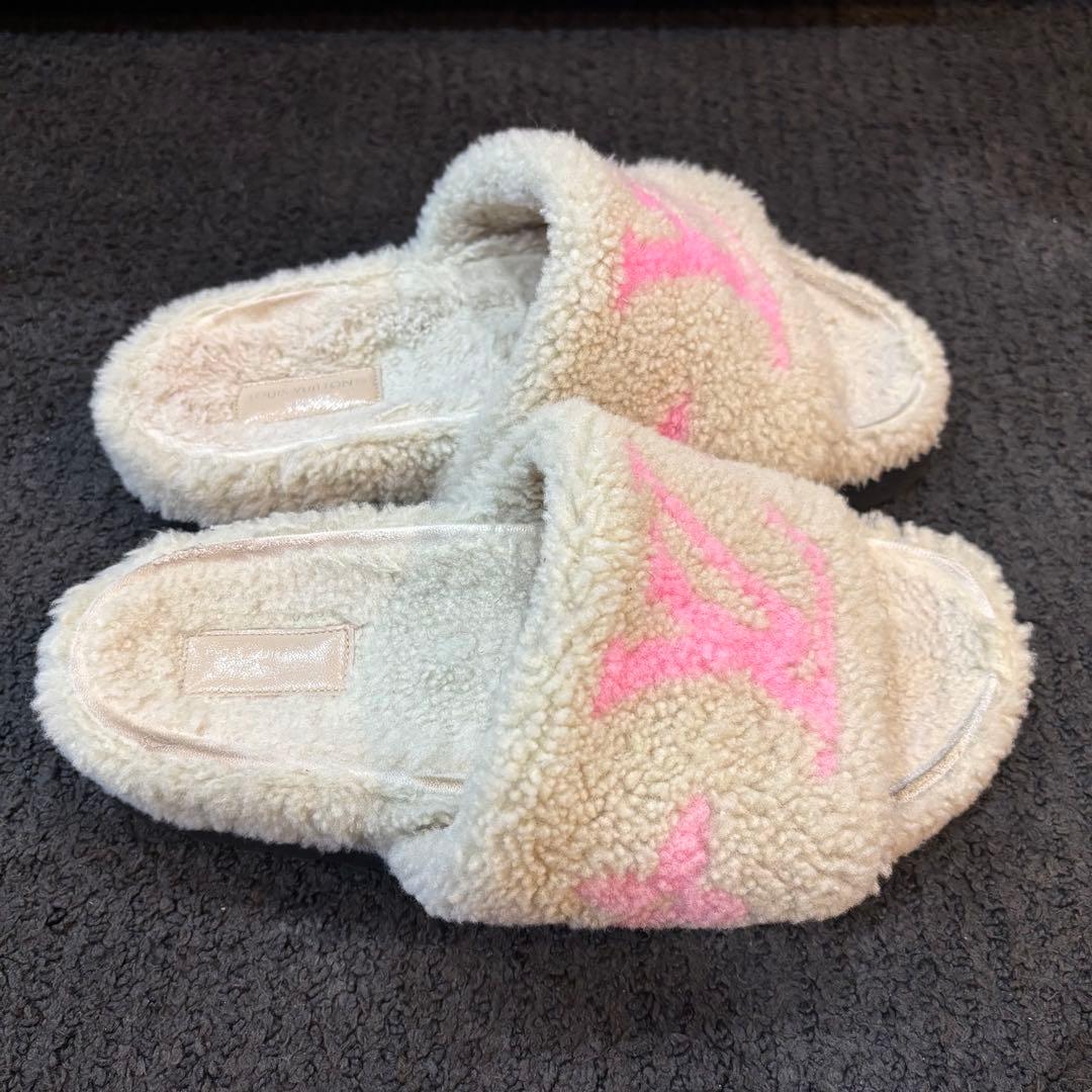 LOUIS VUITTON ルイヴィトン モノグラム フラット ミュール サンダ