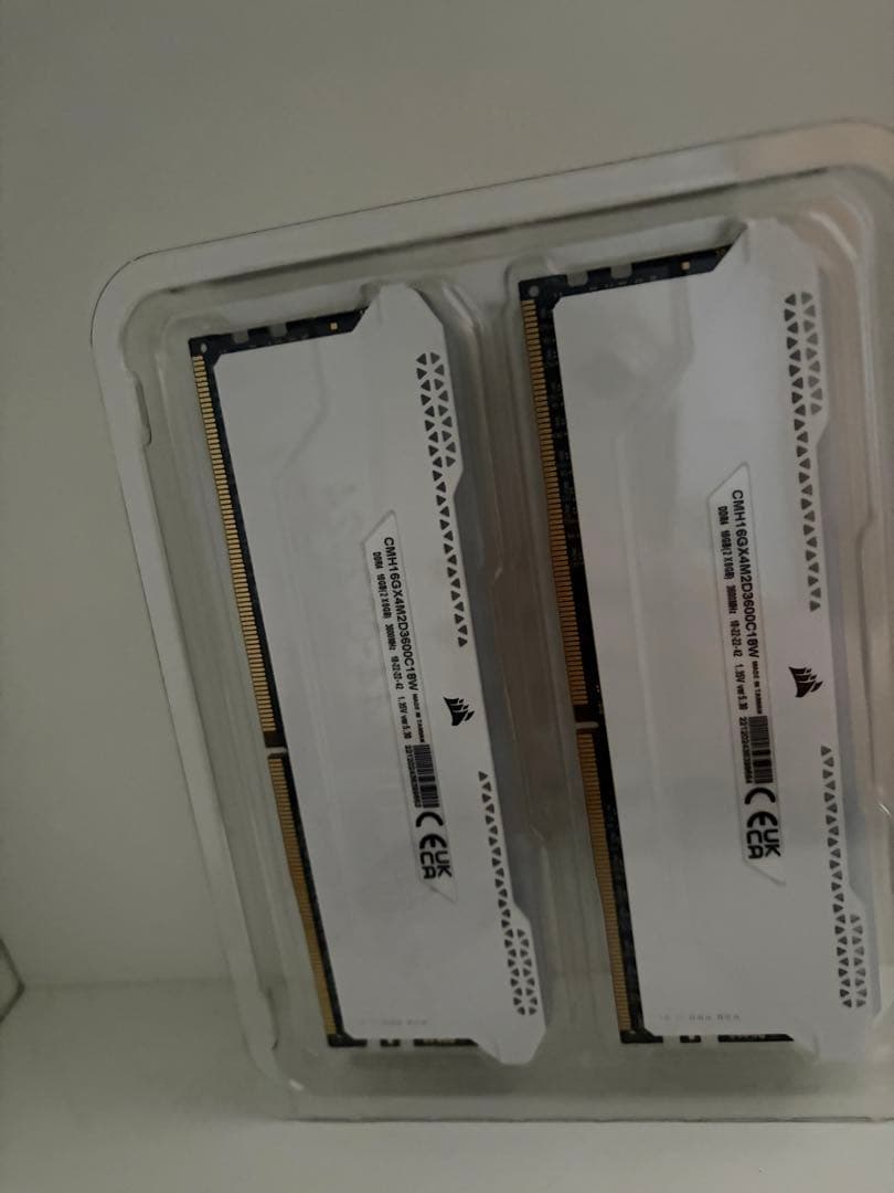 メモリー CORSAIR VENGEANCE PRO DDR4 32GB 3200MHz