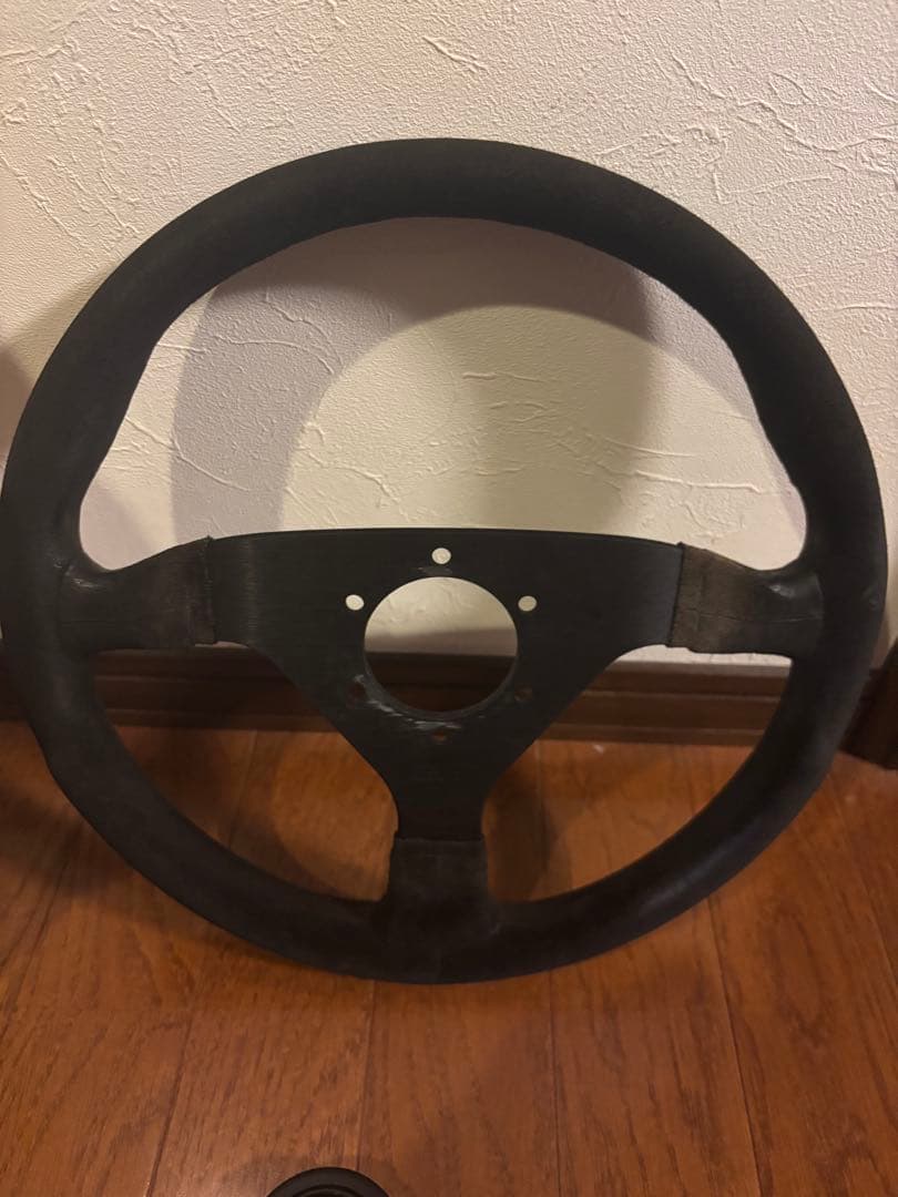 MOMO モモ ステアリング M-46 MOD.78(モデル78) 32φ