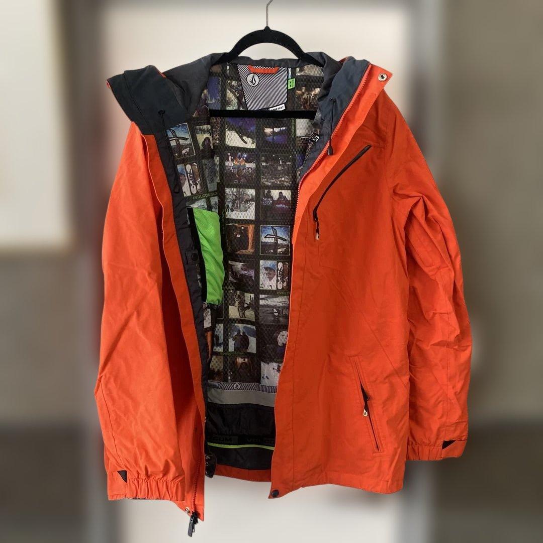 値引中15000→13000円Volcom GORE-TEX スノボウェア M