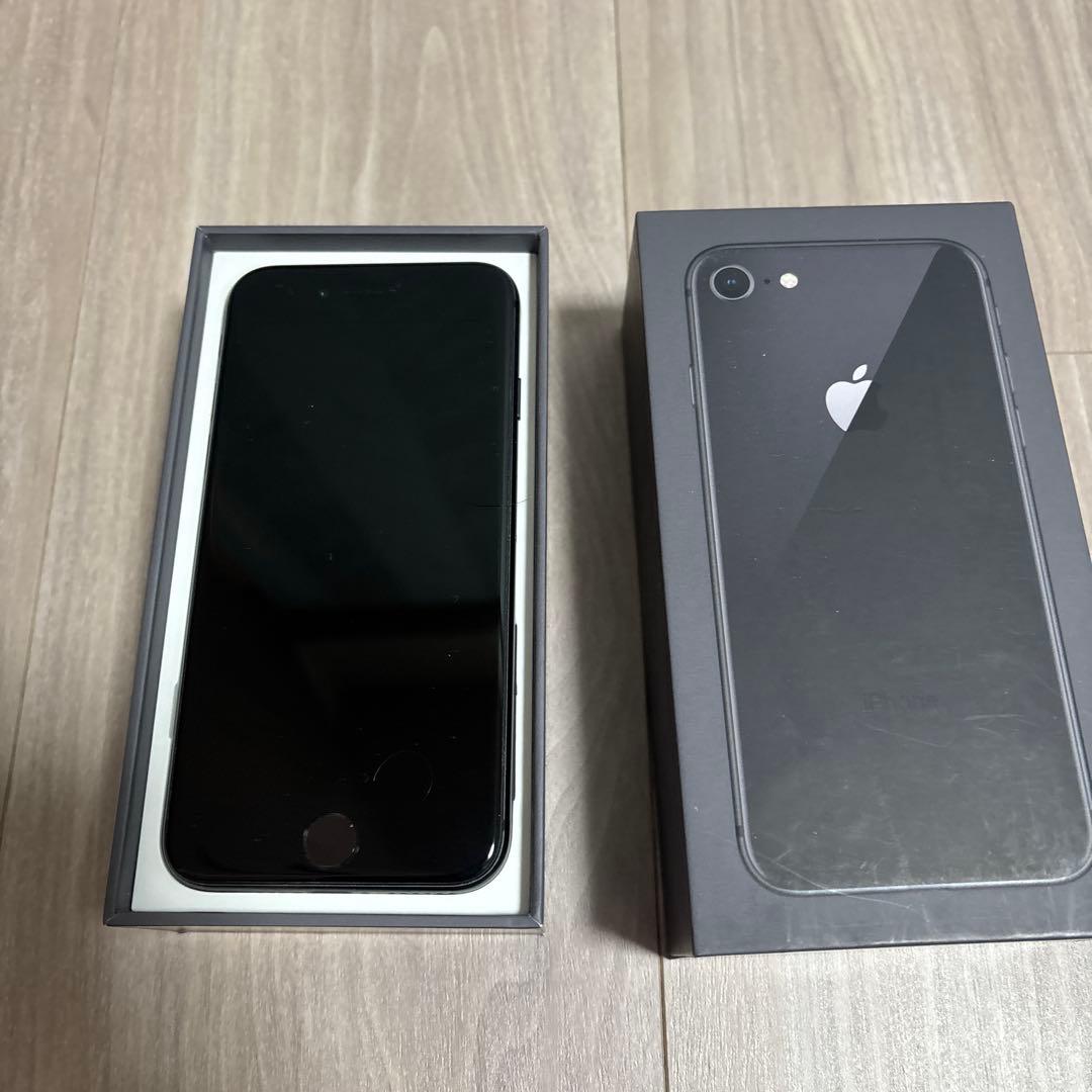 iPhone8 256GB 美品　ブラック　箱付き　新品保護フィルム付き