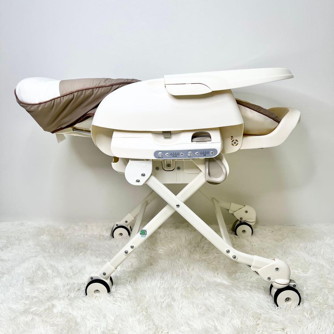 未使用級 Combi ネムリラAT ハイローチェア 電動 バウンサー