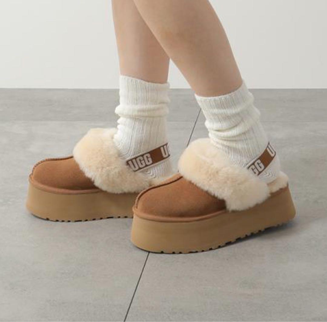 UGG レディース プラットフォームサンダル ブラウン　チャスナット　厚底