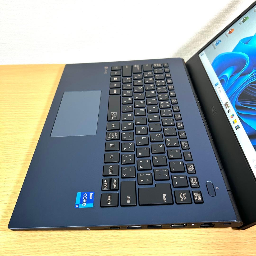 美品 NEC Lavie N1475/C PC-N1475CAL i7 14型