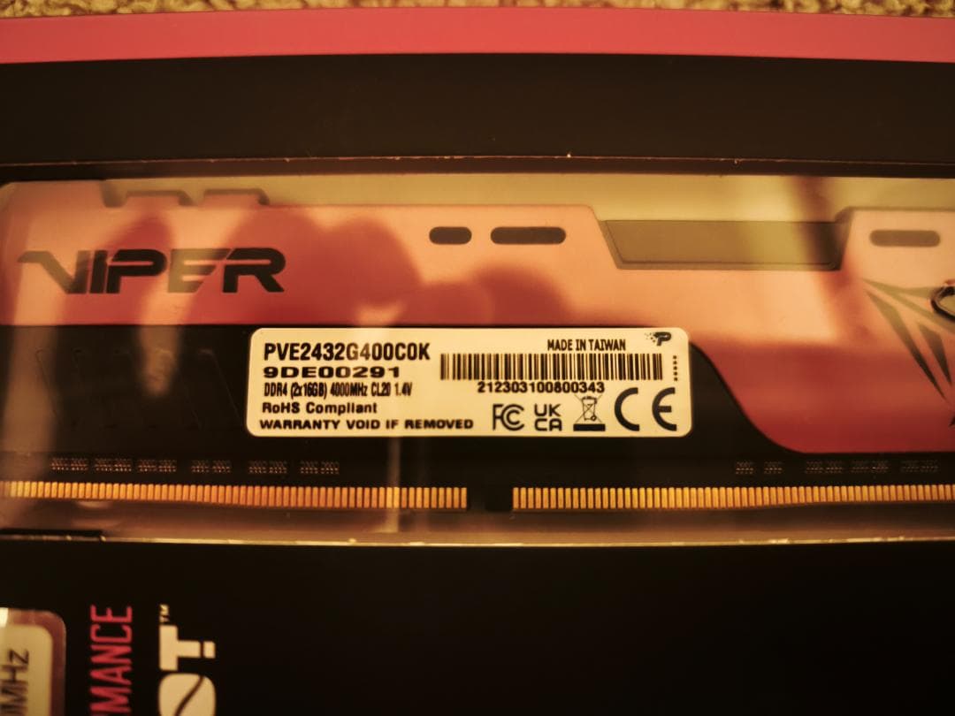 メモリー PATRIOT Viper 32GB DDR4 4000MHz