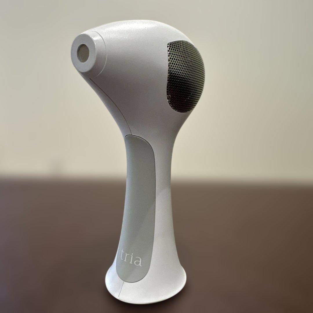 訳あり　本体のみ　トリア 脱毛器 スイッチ反応悪い