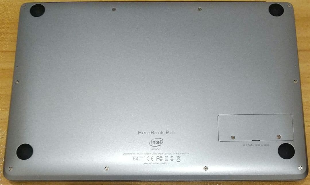Windowsノート本体 HeroBook Pro