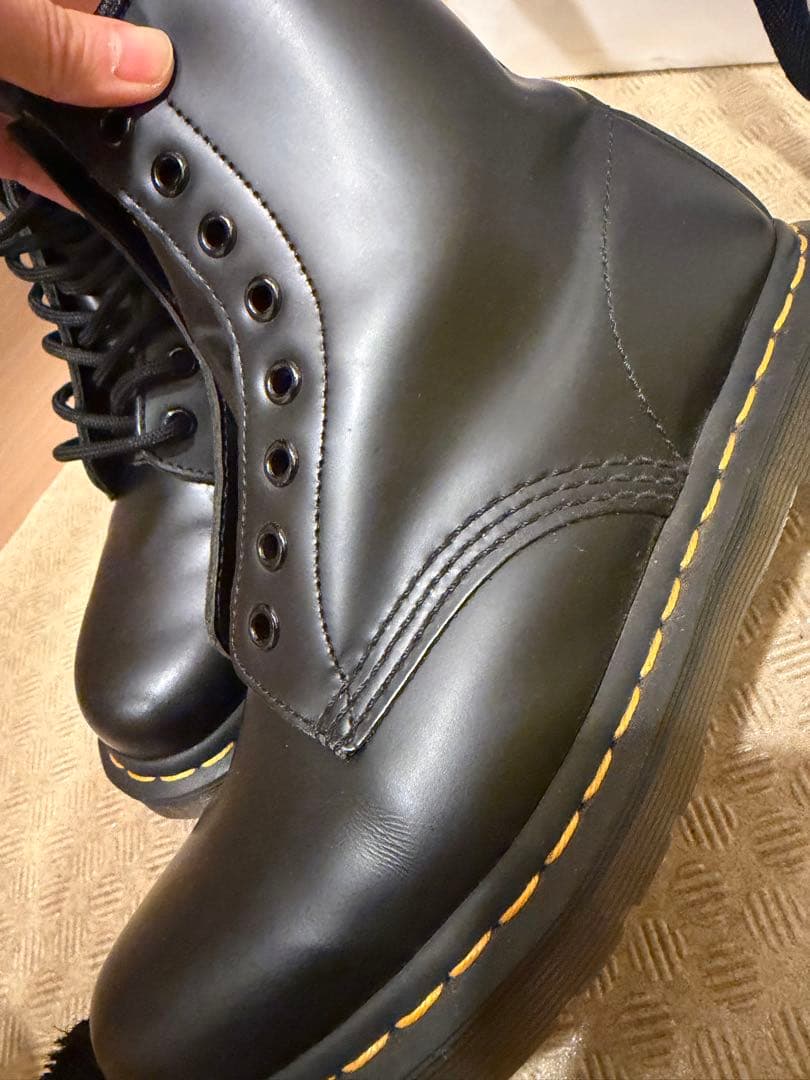 R*o様 24cm Dr. Martens ドクターマーチン8ホール　イエロース
