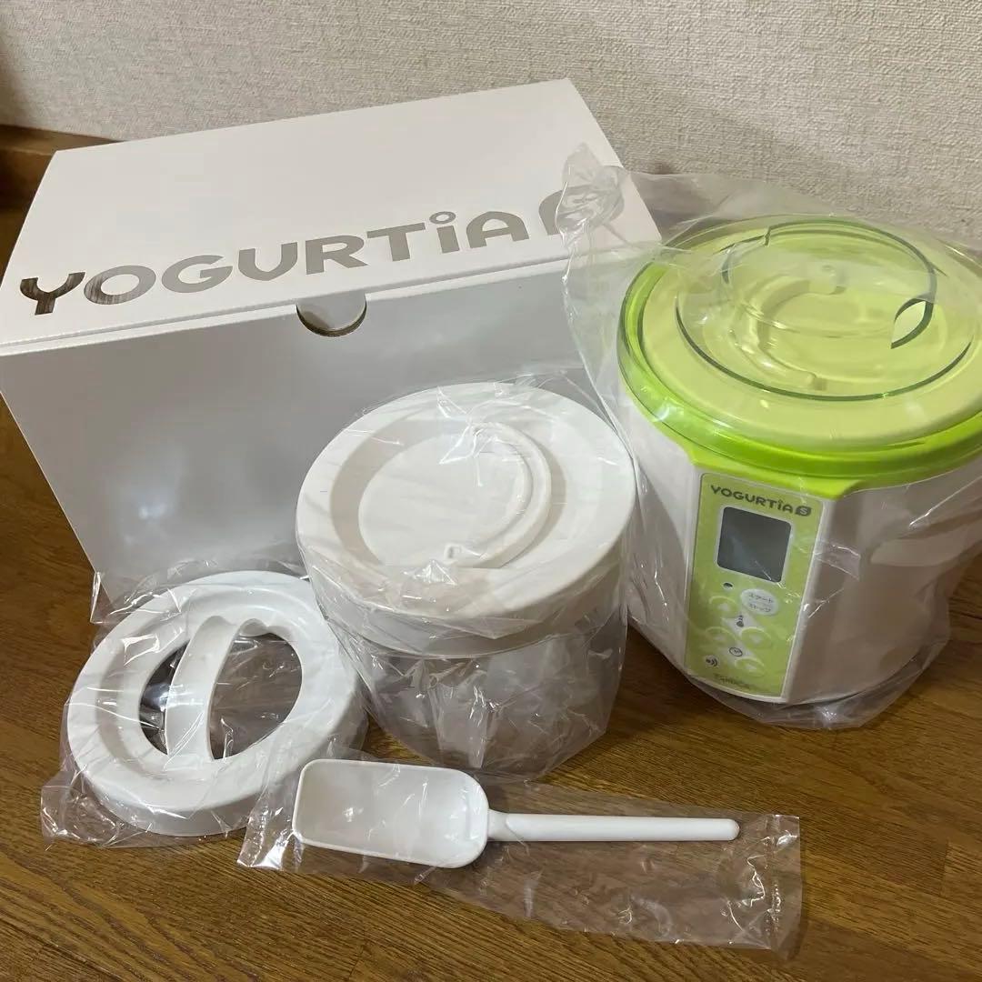 YOGURTIA S ヨーグルトメーカー 本体と付属品