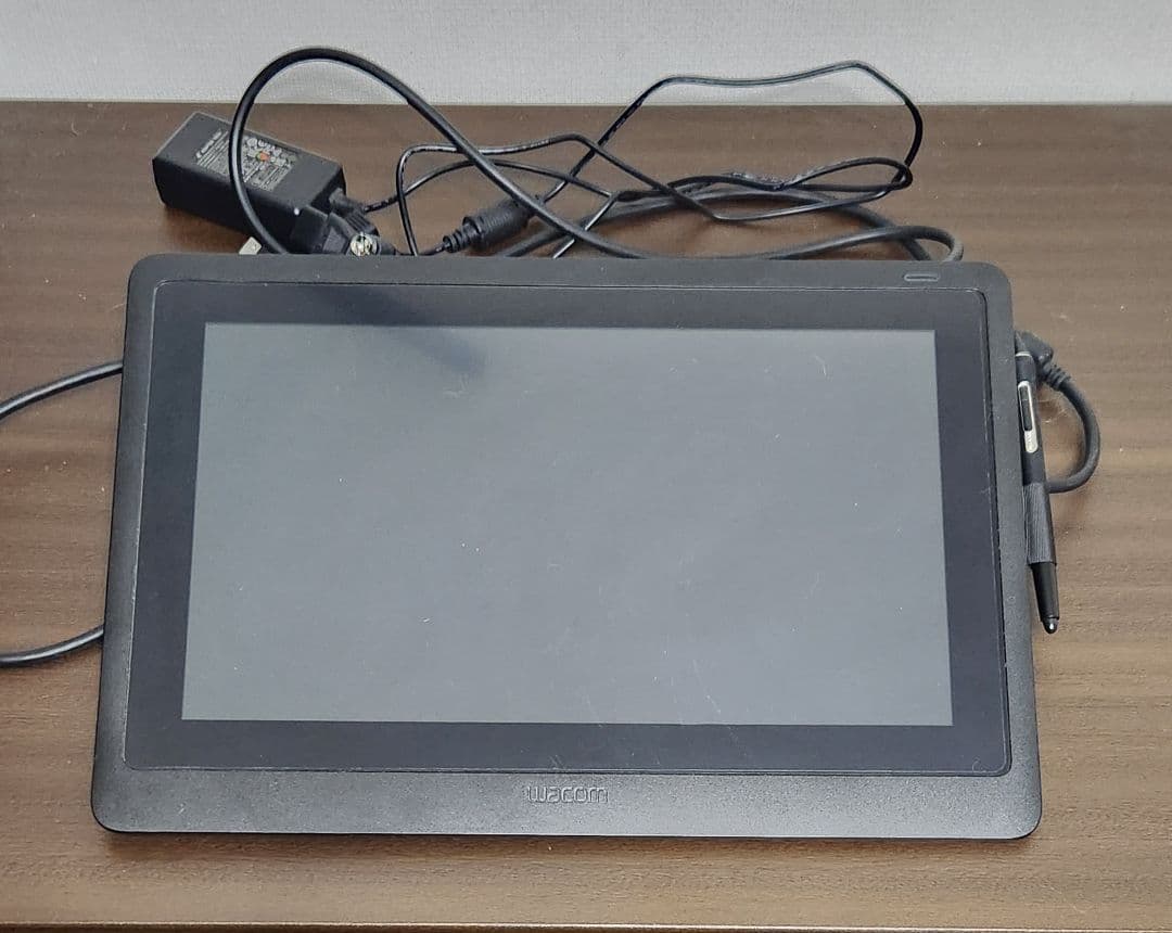 Wacom液晶ペンタブレットCintiq 16 DTK1660K0D スタンド付