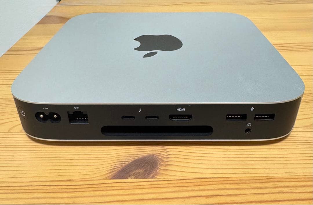 Apple Mac mini M1 モデル