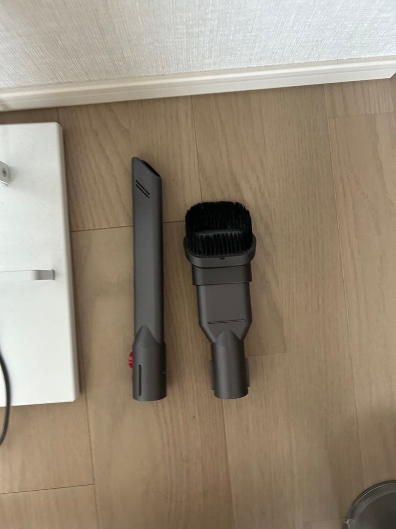 Dyson V8 Fluffy Extra サイクロン式 コードレス 掃除機