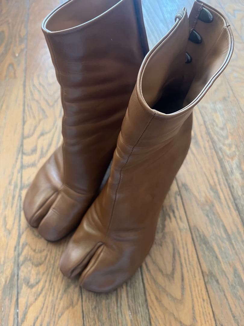 マルジェラ 足袋スーツ ブラウン 37.5 ダメージあり