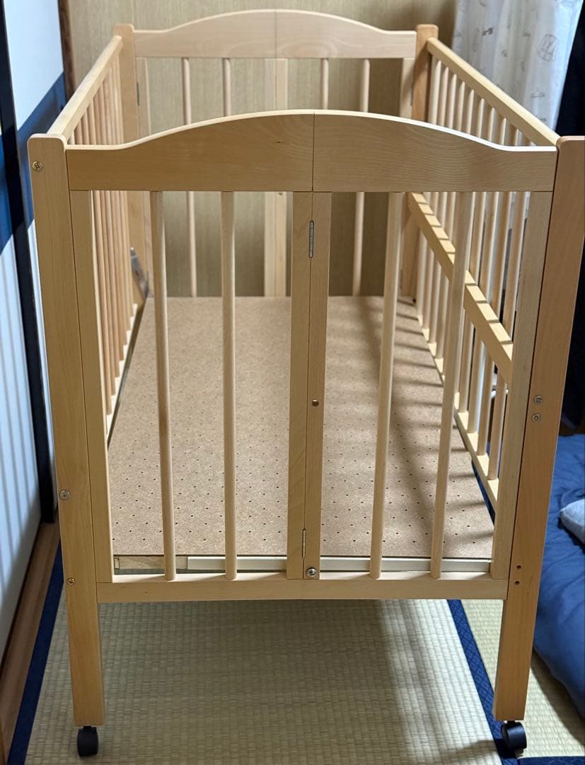 スリーピー　「パル」　カラー : ナチュラル　日本製　ベビーベッド　石崎家具