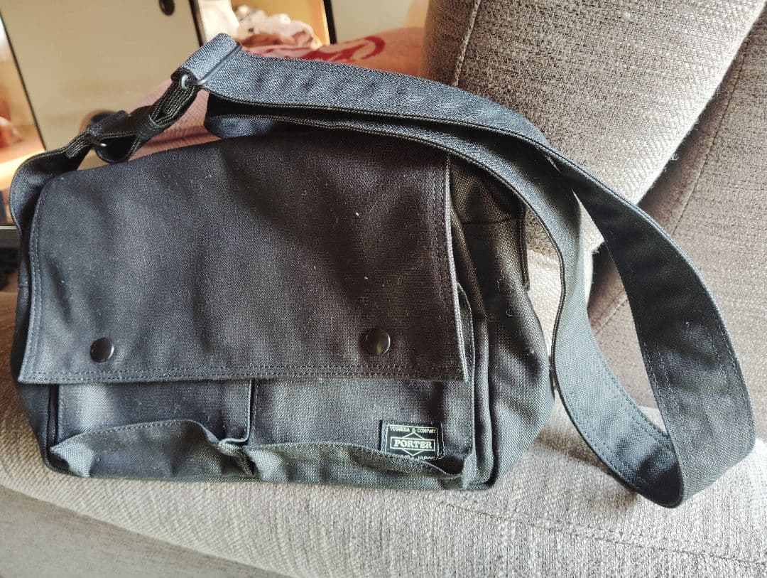 未使用美品/PORTER吉田カバンメッセンジャーバッグ
