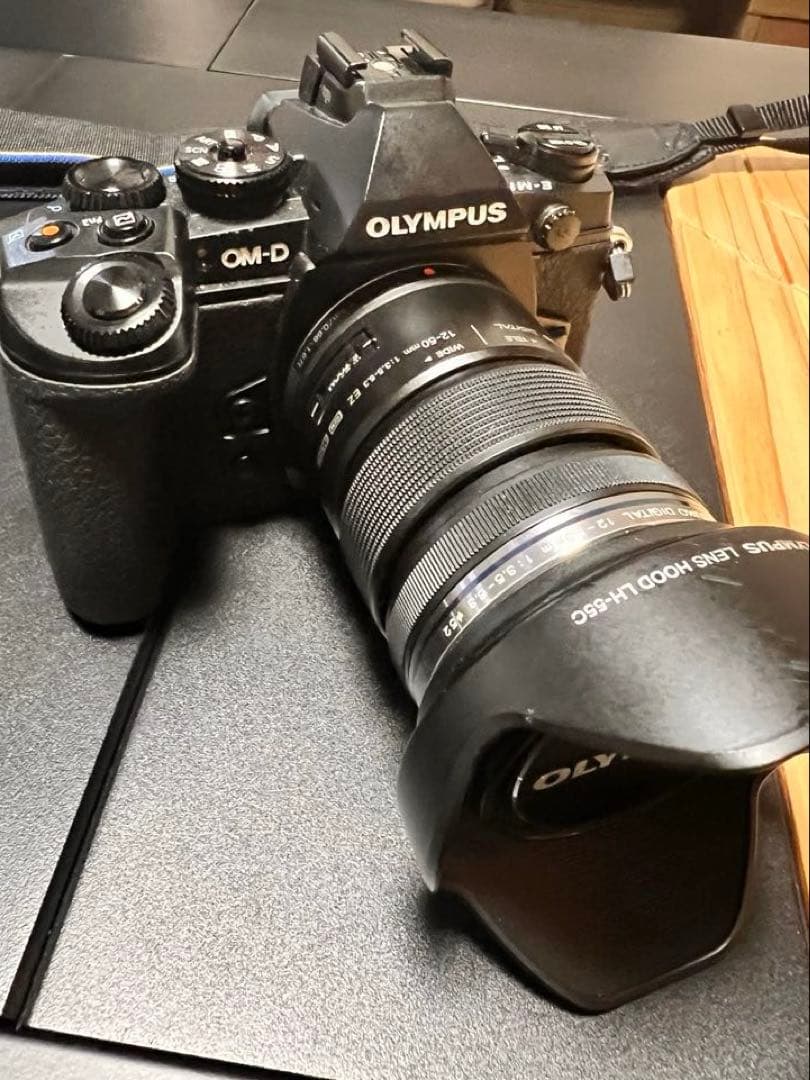 OLYMPUS OM-D E-M1 デジタル一眼レフカメラ