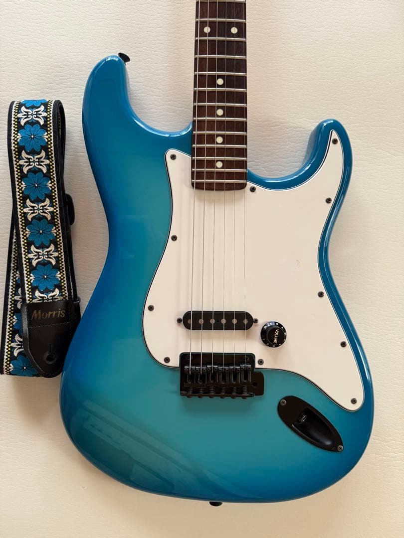 Bill Lawrence BCOR-55B ／ストラップ／ソフトケース付き