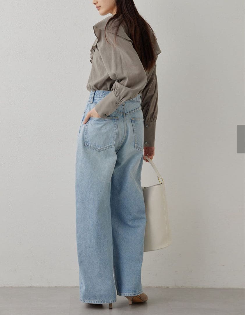 今期 Whim Gazette ワイドレッグデニムパンツ