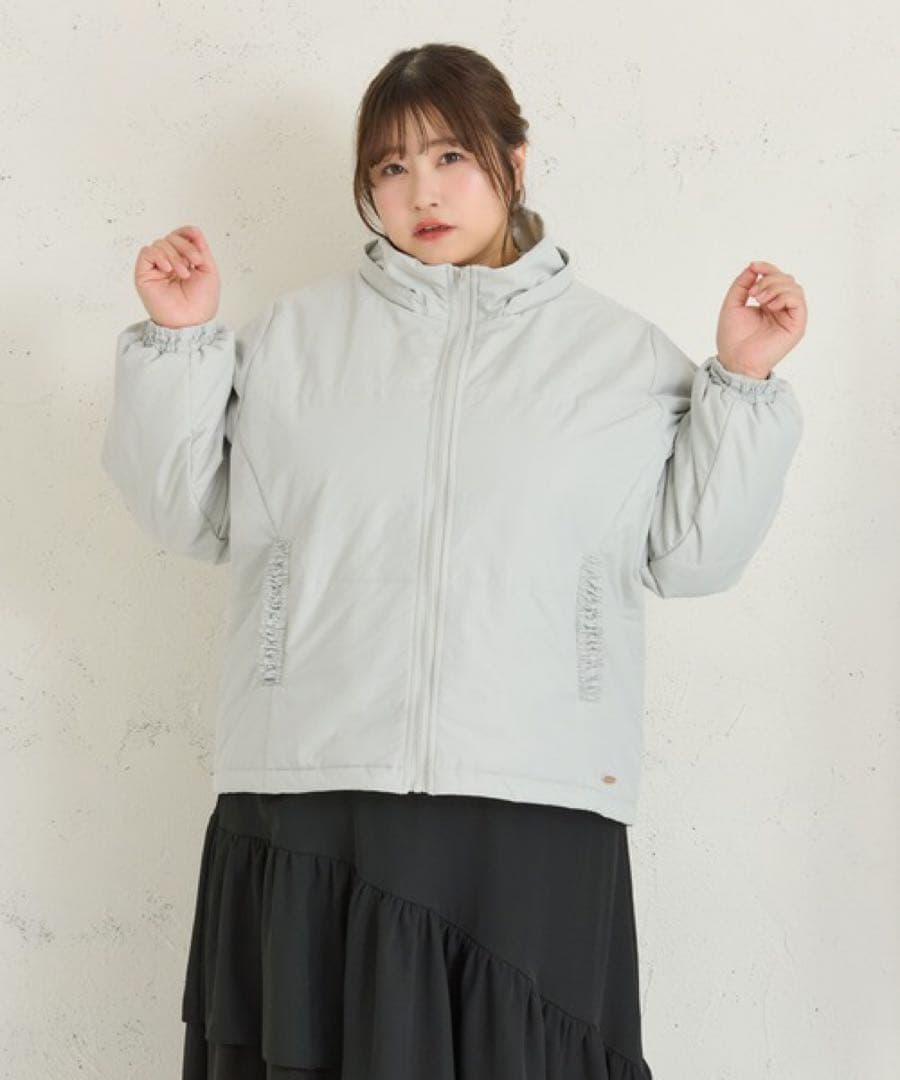 お値下げしました‼️Louiosy チャーム付き取り外しフードファー中綿ジャケット