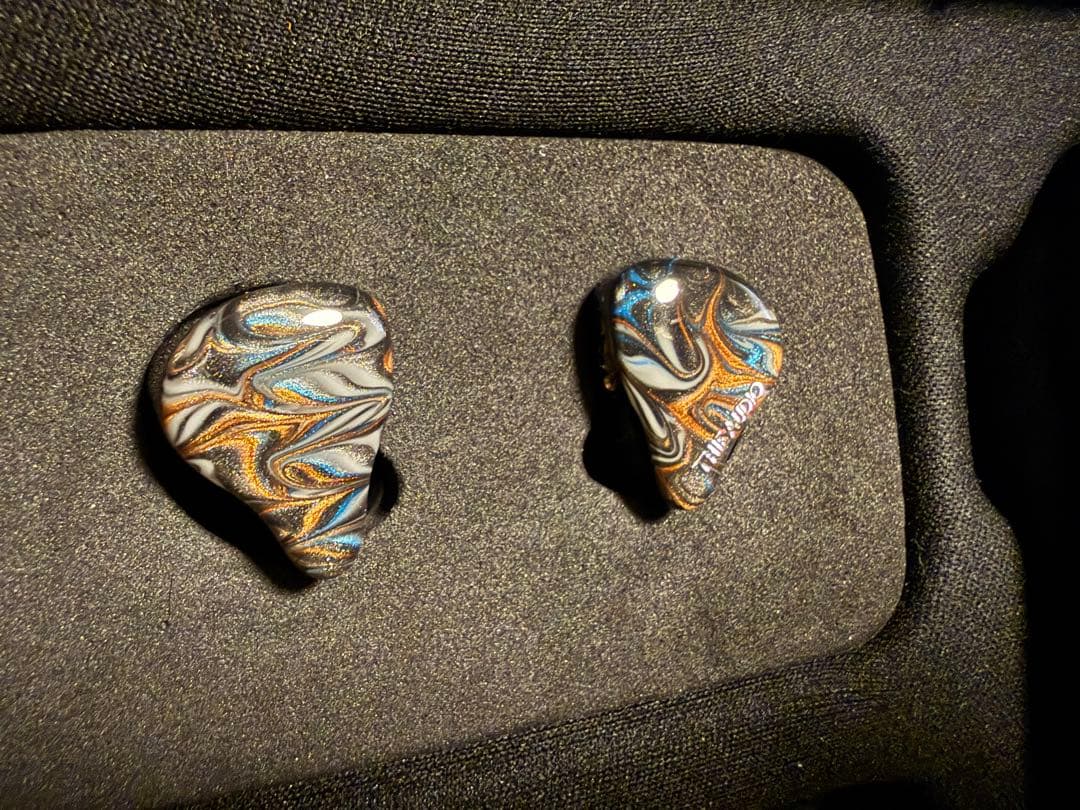 イヤホン THIEAUDIO LEGACY 4