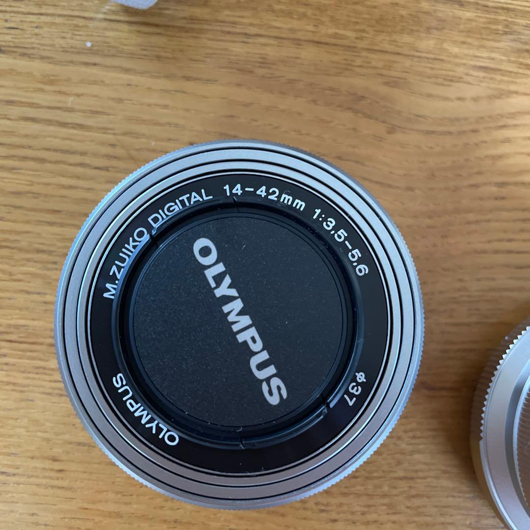 Olympus PEN E-PL10 レンズ３本＋ケース付き