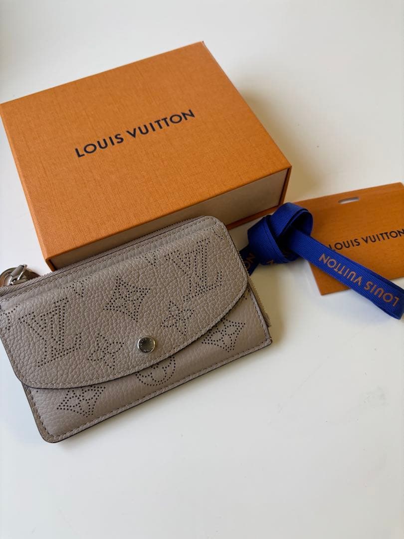 LOUIS VUITTON ポルトカルトレクトヴェルソ