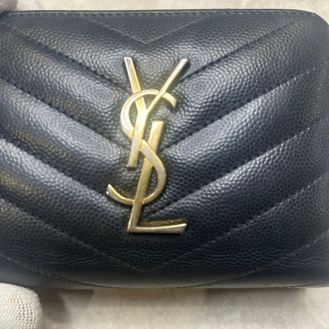 【インポートブランドコレクションk】二つ折り財布