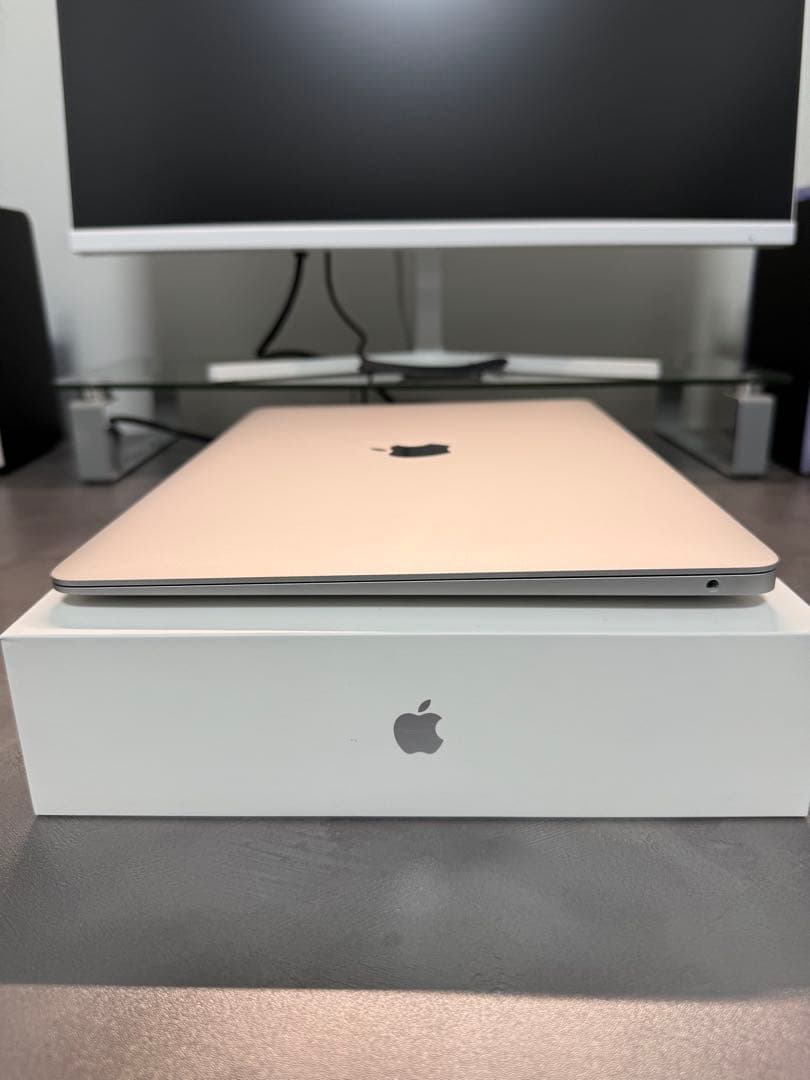 【美品】MacBook Air M1シルバー
