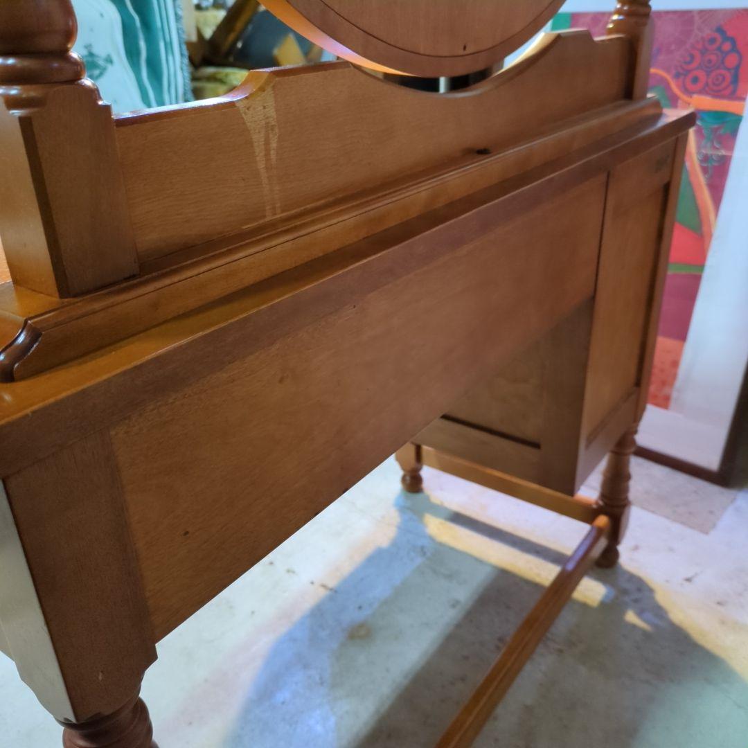 横浜ダニエル ドレッサー 鏡台 丸型ミラー ビンテージ アーリーアメリカン