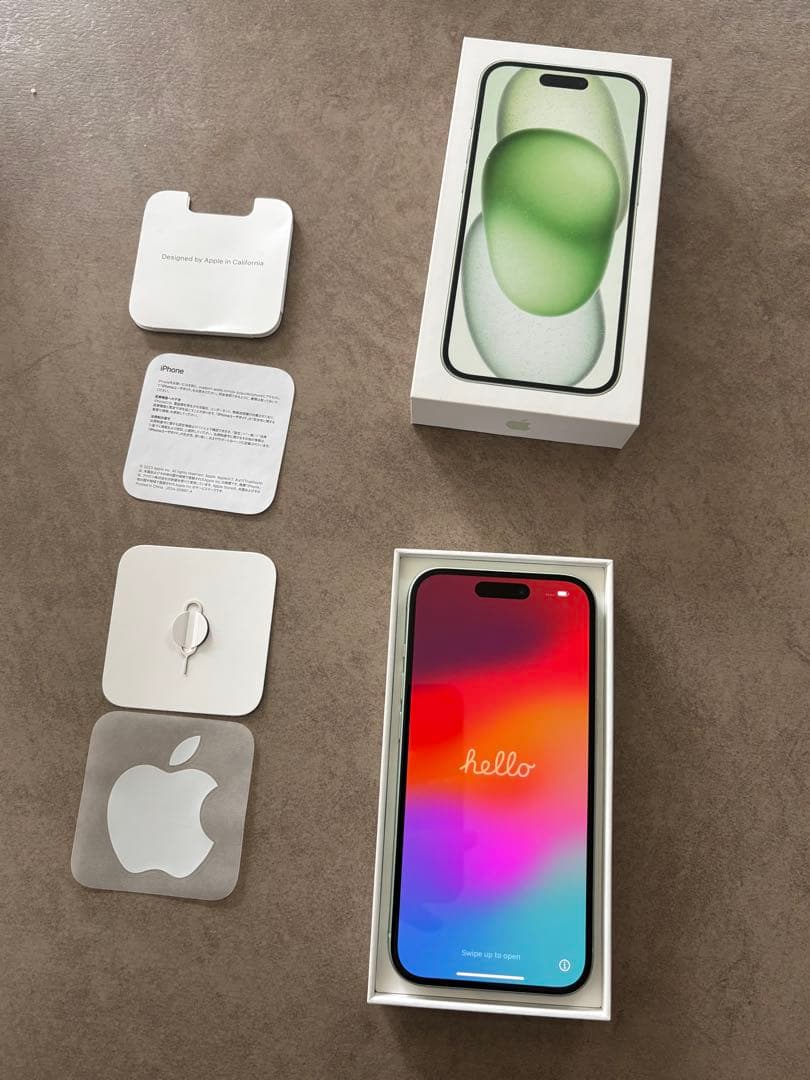 Apple iPhone 15 128GB グリーン　本体
