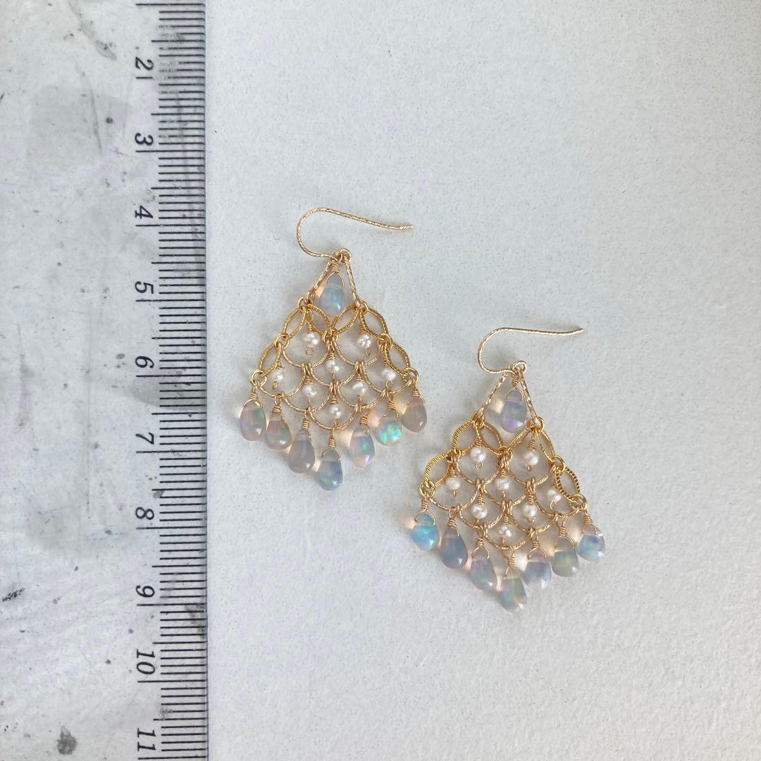 14kgf カラーオパールと淡水パールのシャンデリアピアス