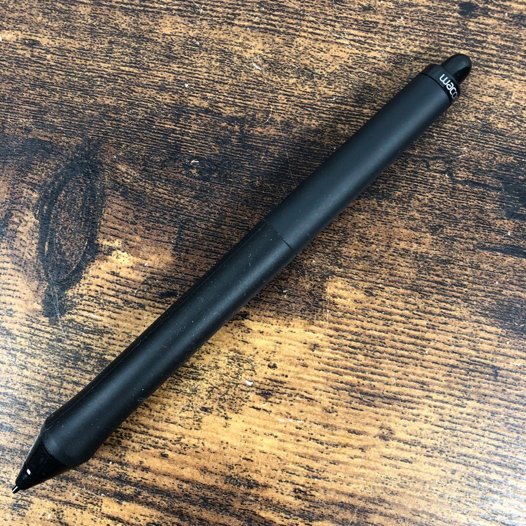 Wacom ペンタブレット intuos Pro Sサイズ PTH-451