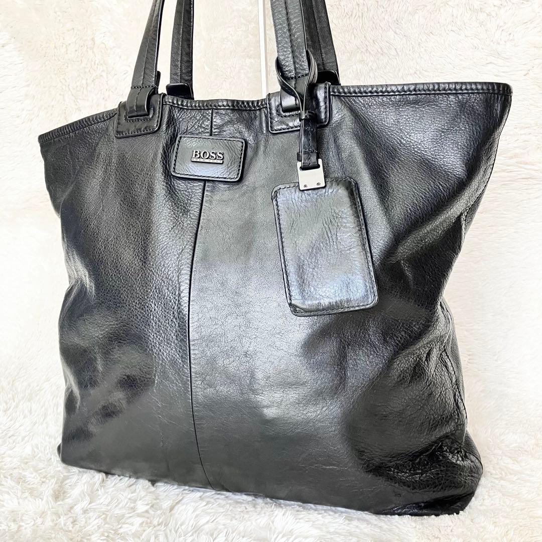 ヒューゴボス　メンズ　トートバッグ　シボ革　ブラック　肩掛け　A4収納可