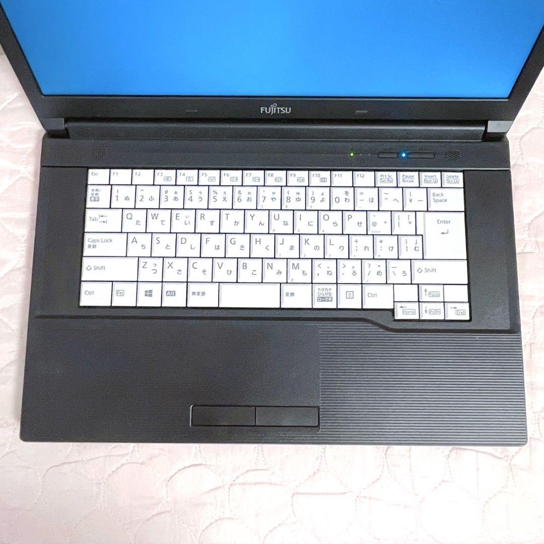 【お洒落・美品】2020年製 第10世代 Window11対応機 SSD256G