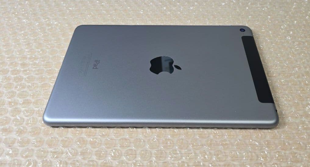 た*さ様 比較的美品◼️iPad mini 4◼️128GB◼️バッテリー極良品