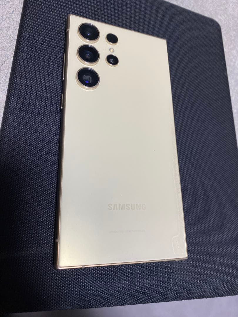 Galaxy S24ultra 傷あり 動作問題なし