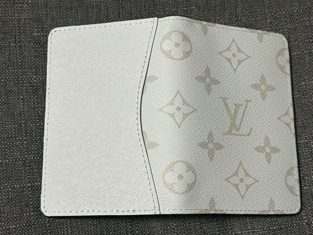 LOUISVUITTON名刺入れ