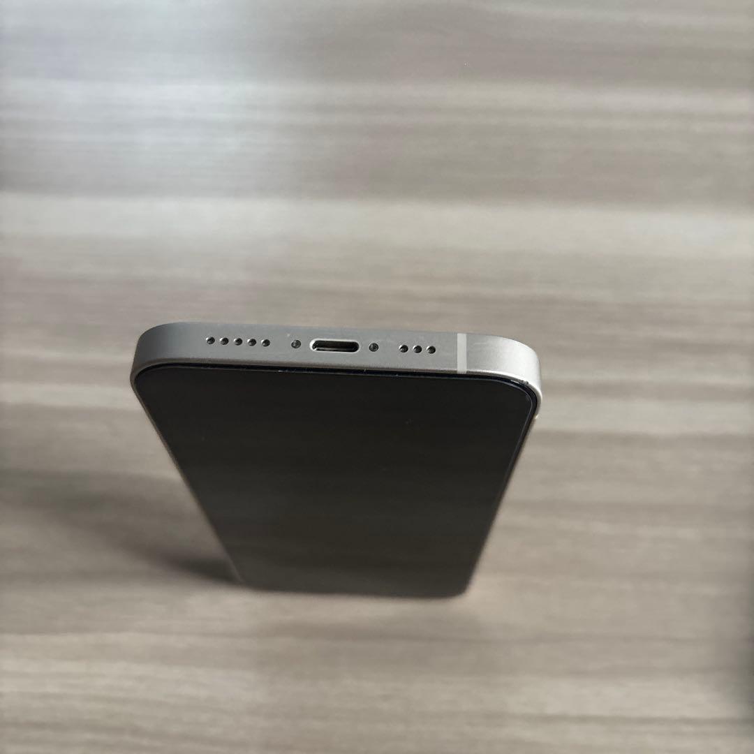 iPhone 13 ホワイト Apple simフリー