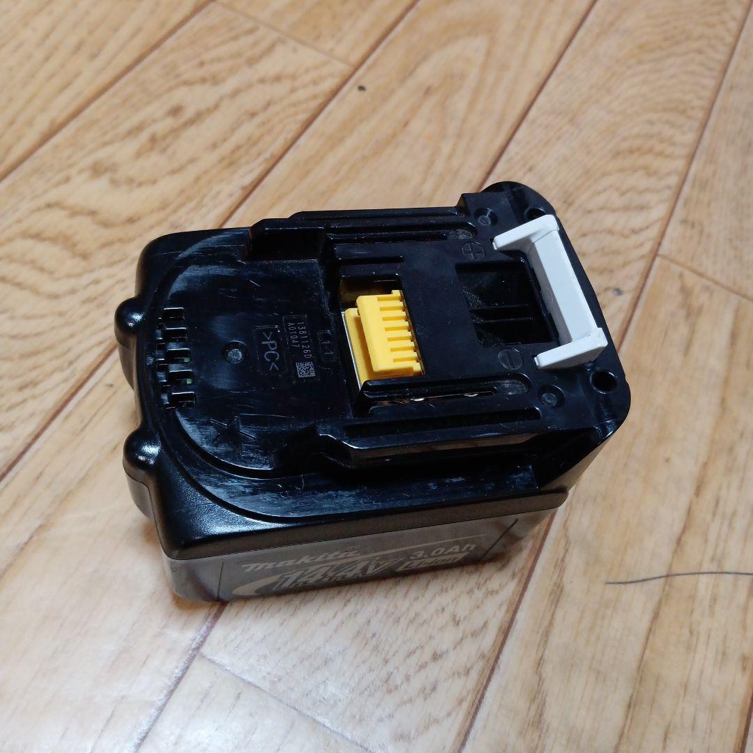 マキタ14.4V充電式クリーナCL142FD 純正バッテリー、急速充電器付