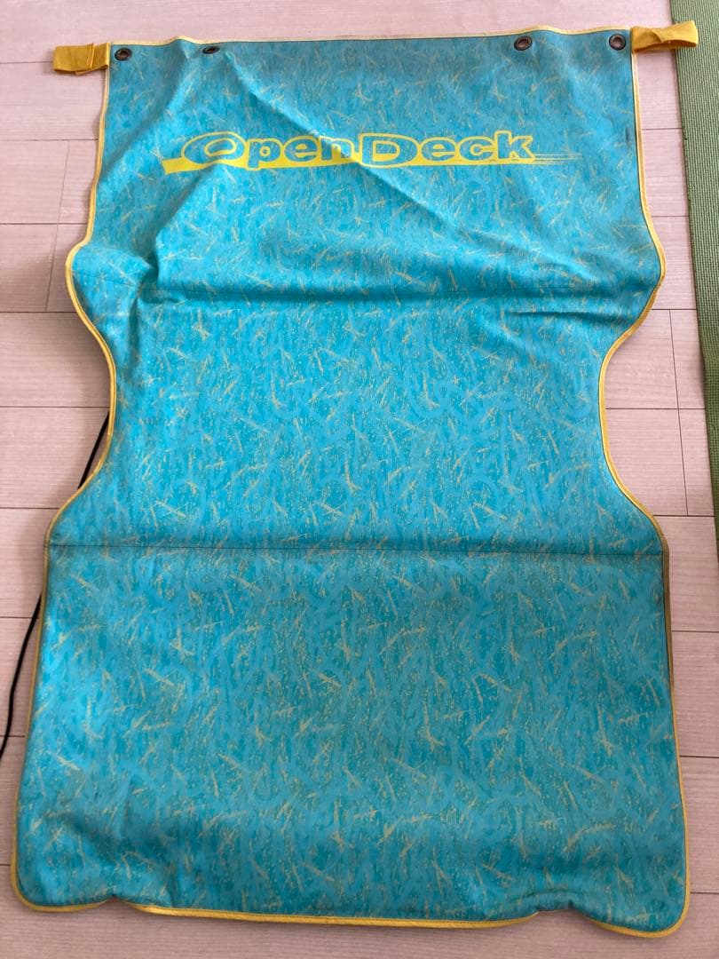 トヨタbbオープンデッキ OpenDeck 内装品 青 黄