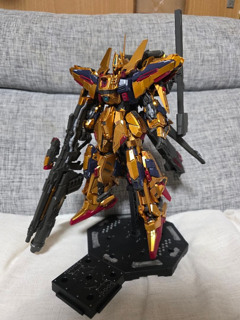 神馬模型　1/100相当　黄金武士 ダイキャストフレーム　海外製プラモデル