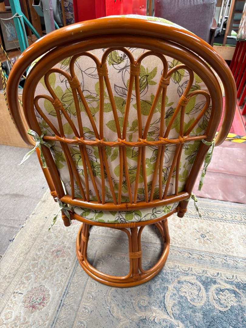 未使用品　萩原　籐家具　回転いす　ハイタイプ