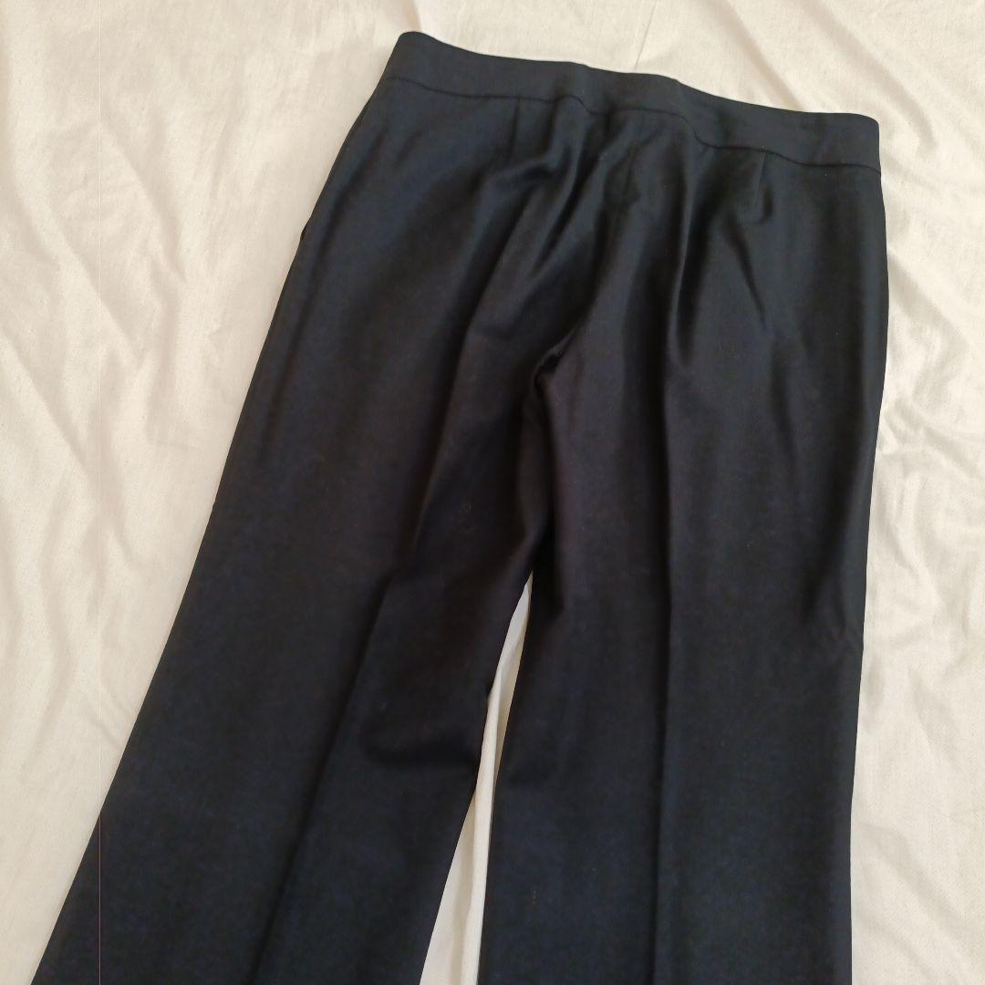 【極美品】theory パンツスーツ　フォーマル　ビジネススーツ　黒