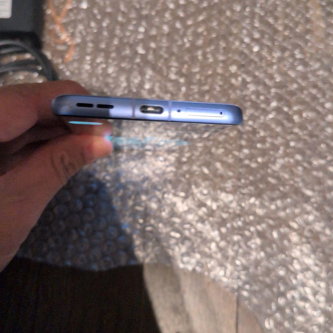 Motorola スマートフォン 青 充電器付き