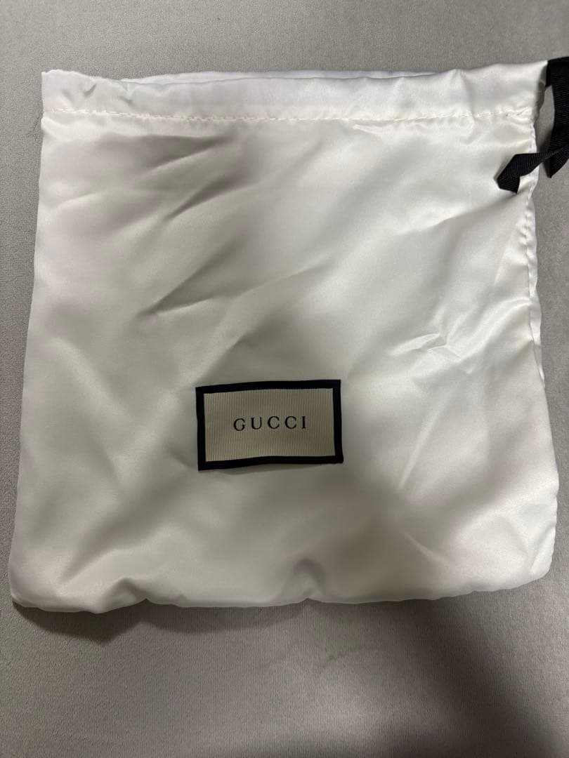 GUCCI ブラックレザー ベルト