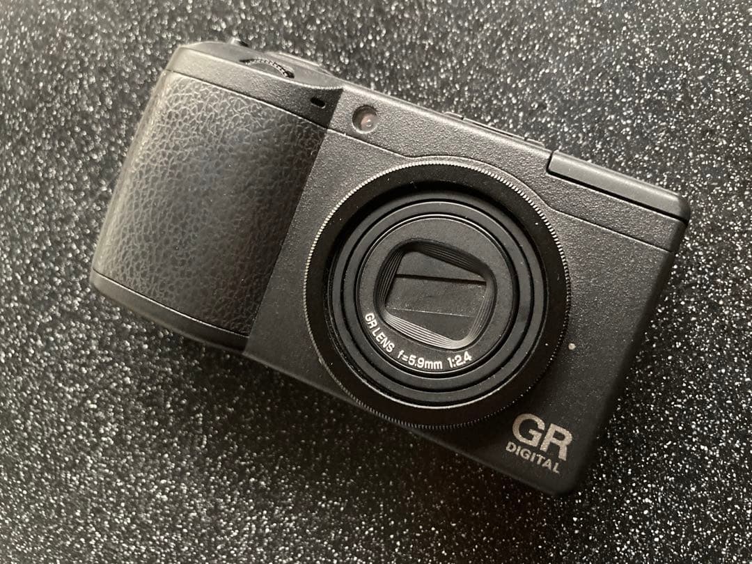 大人気！　CCDセンサー機　RICOH GR DIGITAL Ⅱ 実用機に！