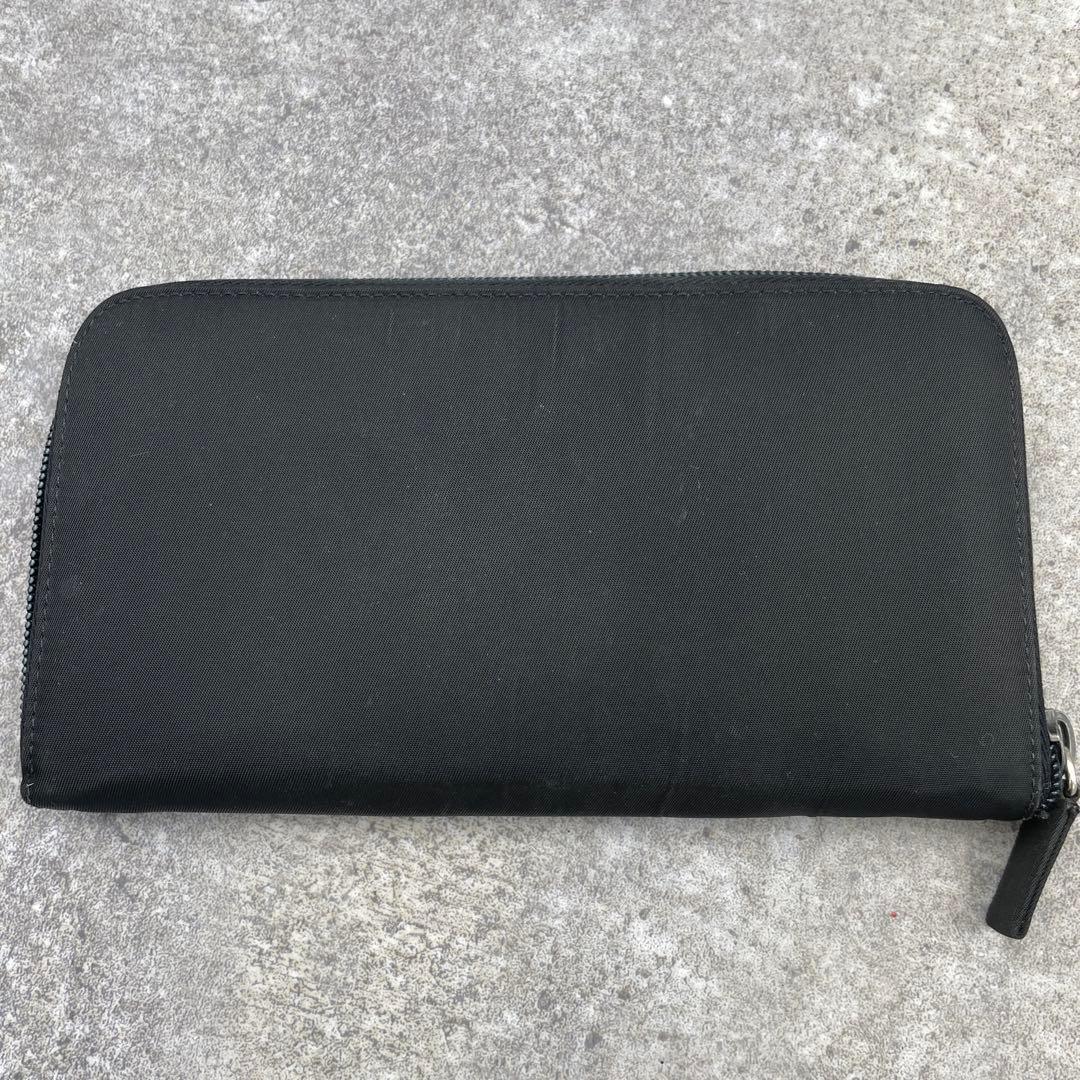 PRADA プラダ　長財布　ジッピー　黒　ブラック　ナイロン　三角ロゴ