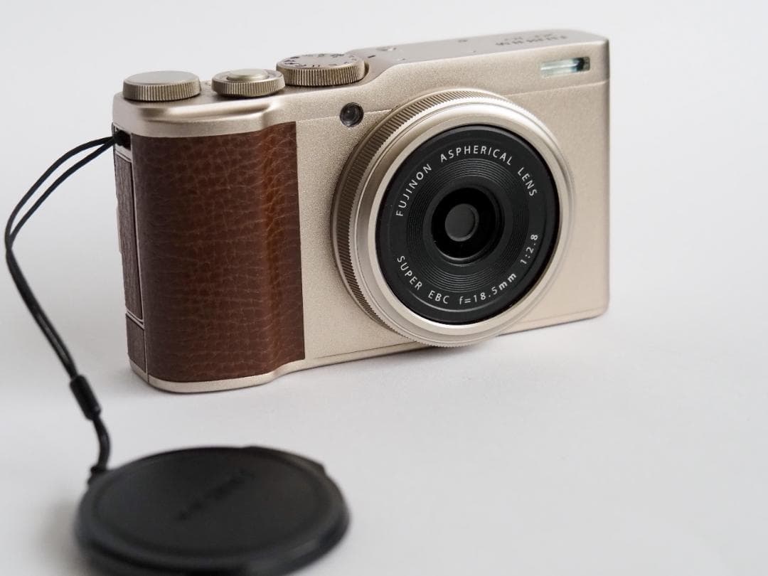 Fujifilm XF10ゴールド コンパクトデジタルカメラ